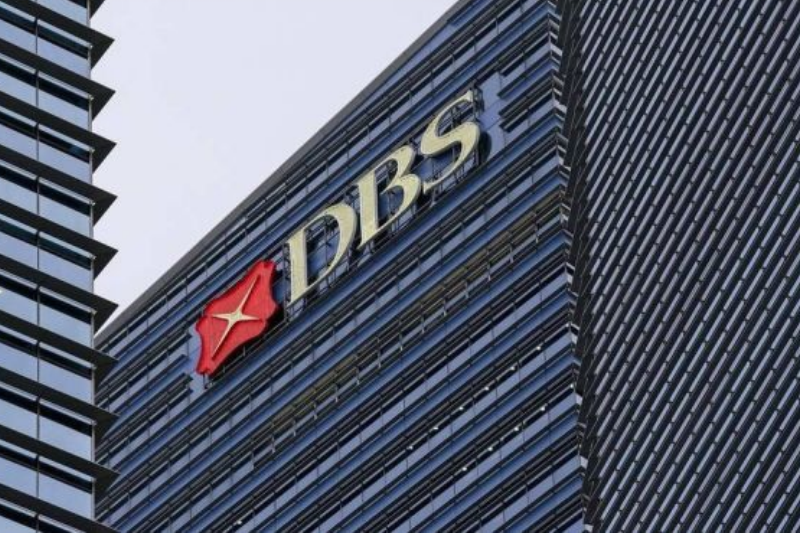 Get Smart: One Lot of DBS For S$14,000? DBS